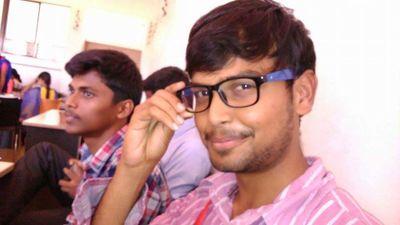 26f2dc1010e644c's profile picture. bachelor of electrical and electronics