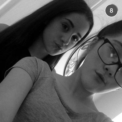 BethMeg14's profile picture. Bethanxmegan