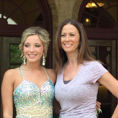 bobbisedwards's profile picture. 