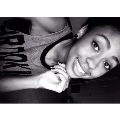 dominiquecierra Profile Picture
