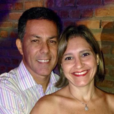 adverikamrocha's profile picture. 