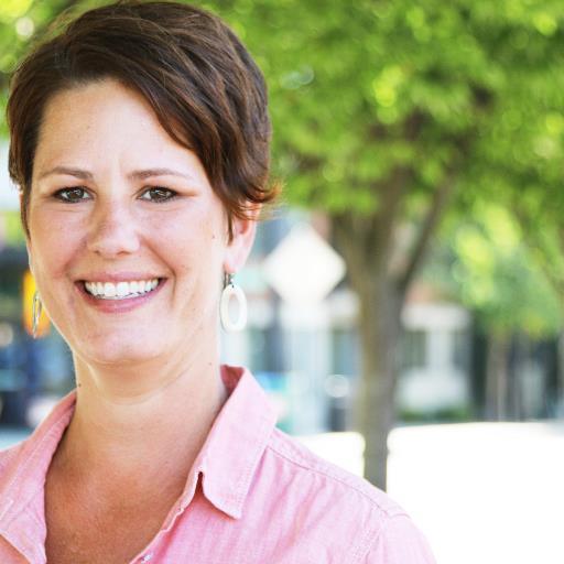 PDX, OR Real Estate Broker @ Dwell Realty, Marshall-Holmes Real Estate Team, mom to boys, community meddler, trail runner, and forever Portland dweller