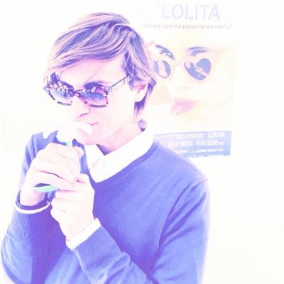 SantinFiorillo's profile picture. Si possono fabbricare giocattoli, non si può fabbricare una star