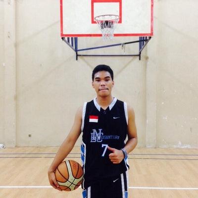 I'm an Indonesian Manchunian who loves coffee a lot.