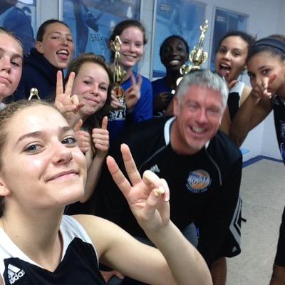 CDNGOLDGLOVE's profile picture. 