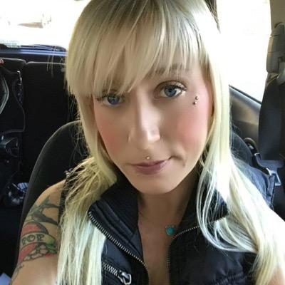 Annacasmey1's profile picture. My blog is back on the burner. Stay tuned party peeps! @maypopstyle@gmail.com ⚡️⚓️⚡️