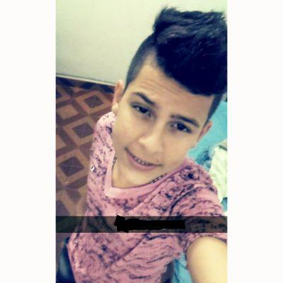 Que os sorrisos nao me faltem, e a fé me acompanhe'!