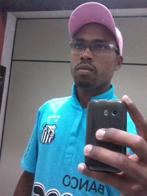 JunyorSantos100's profile picture. 