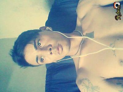 7b003a3dc7f34e7's profile picture. 