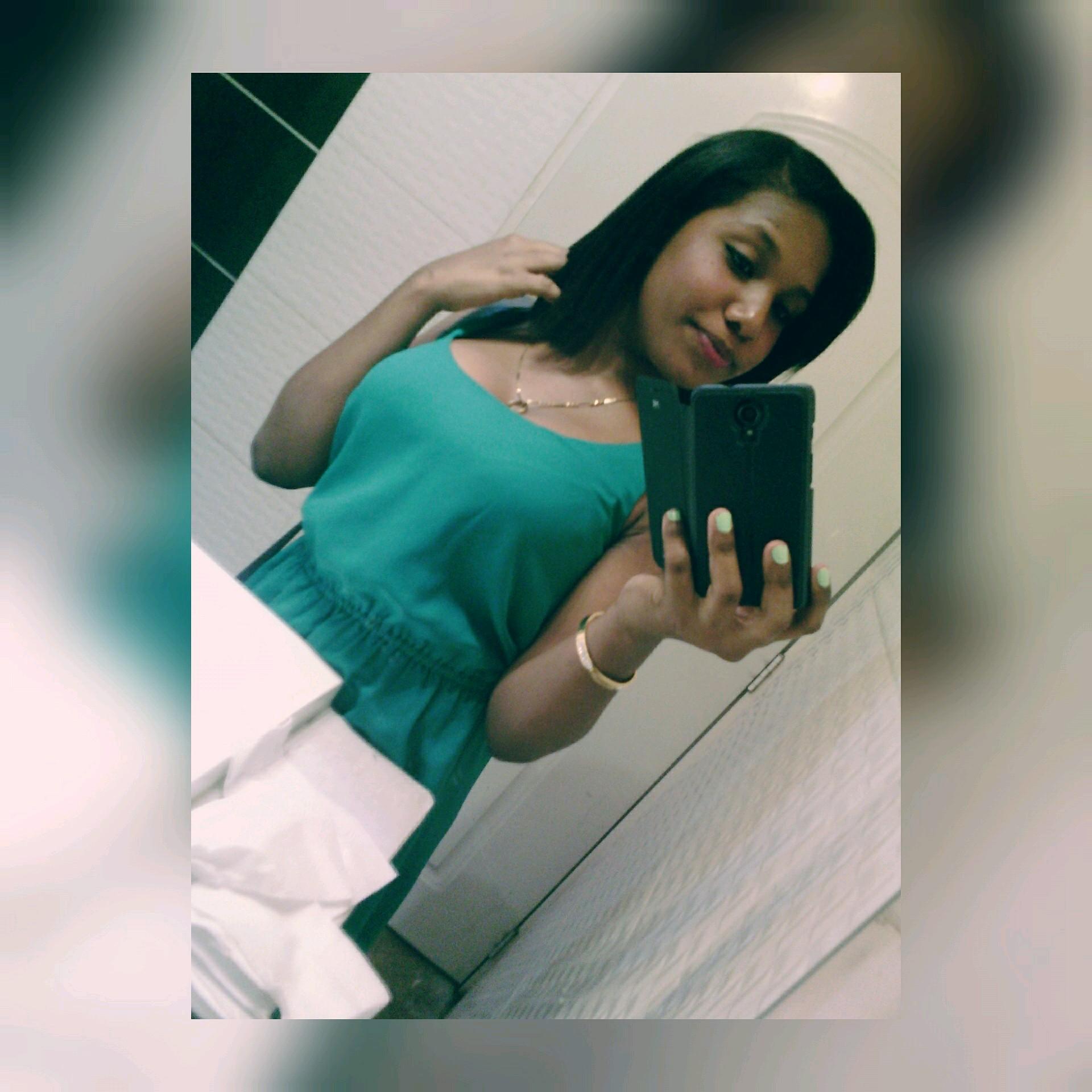 Neisi19's profile picture. (Dios) :$ ♥ xoxo perreo™|me gusta fiestar☻|Bff LUis