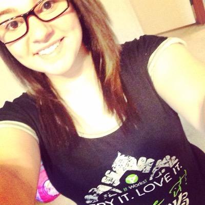 I am an independent distributor for ItWorks! Global. I have one daughter who is the reason I strive to succeed in everything I do!