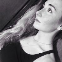 Claudia (@cebriii) 's Twitter Profile