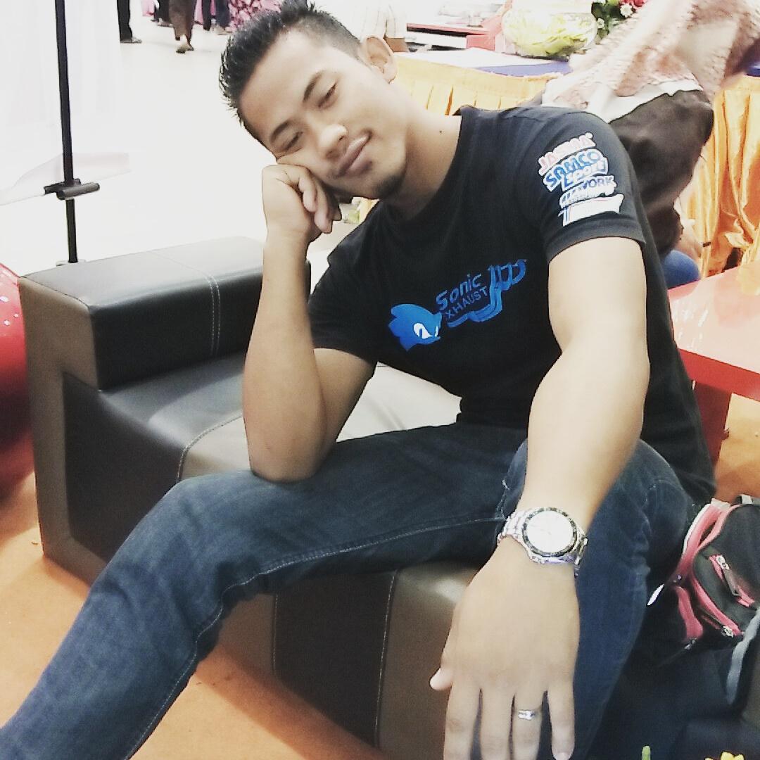cinta yang berputik sama seperti cinta yang mekar..akan kekal jika saling memahami dan setia juga ikhlas.......peace yoww