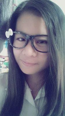 YossiRhamanda's profile picture. nama: yosi rhamanda
hoby: membaca novel smash
cita2: pengacara
dan meng idolakan @smashindonesia @bismakarisma