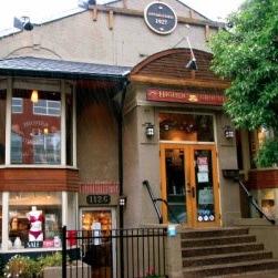 Family owned, 100% organic coffee & tea, great food, live music, local art & photography. We ❤️ Kensington and Capitol Hill! #hglovesu