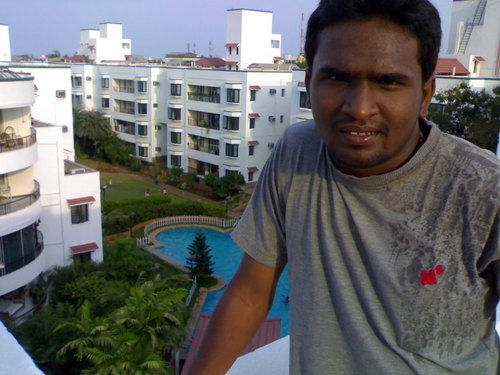karthikeyank10's profile picture. FREAK!!!
