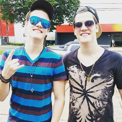 É muita sorte do meu sorriso, ter o de vocês como motivo