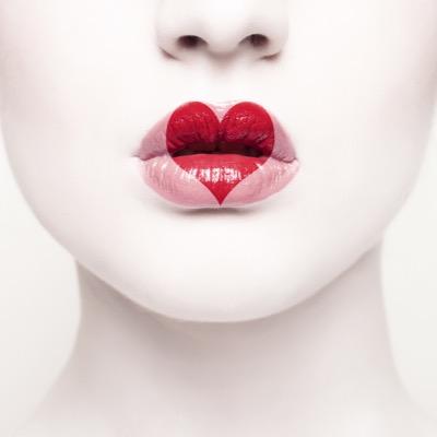 Iconic Sydney restaurant | Modern Asian, award winning share dishes | Glamourous cocktails | Friendly, relaxed - yet professional service. @ChinaDollSydney