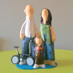 Cultura maker, programació i tinkering per la família. Sóm Patricia, Xavi, Júlia i Pau.