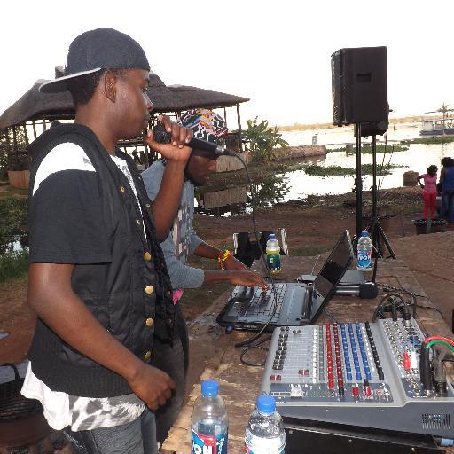 hunyanievents's profile picture. Welcome to the fan twitter handle of Hunyani Hills Events done every Sunday at lakeside side @LAKE_CHIVERO hosted by Jackson De Zimboy, Teysean & Dj Clive