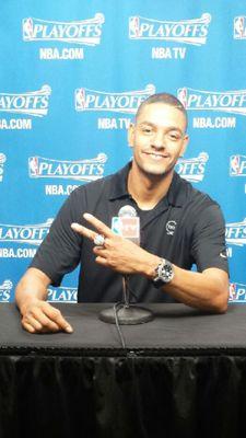 Camweezy210's profile picture. 6'5 Brazilian @isamuelwayne's dad