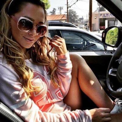 lisatorr96's profile picture. Live Laugh Love