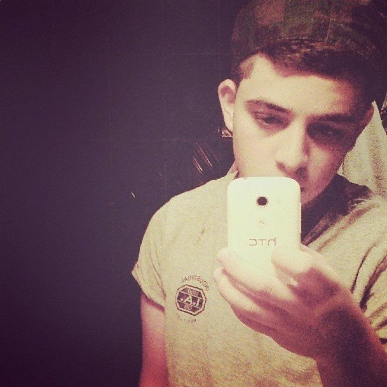 NashnushAhmed's profile picture. 