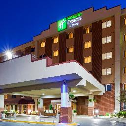 Experience the closest IHG Hotel to Mall of America® and MSP Airport with complimentary hot breakfast. Located less than a mile from Mall of America®