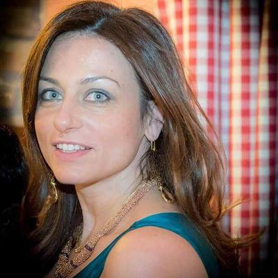 Anna Ilaria Giuliani On Twitter Ayo Down On My Knees Perfect Live Performance Http T Co E8ln8pce Via Youtube