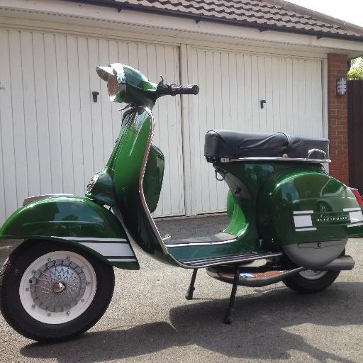 Deeply Committed, Deluded and Disturbed follower of LUFC, Northern Soul and Scootering