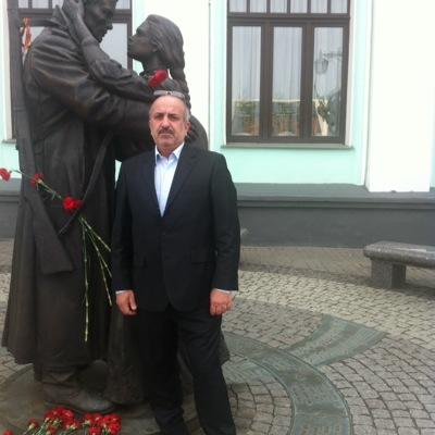 ilyaskerimov's profile picture. http://t.co/pGLA8zJ6G9