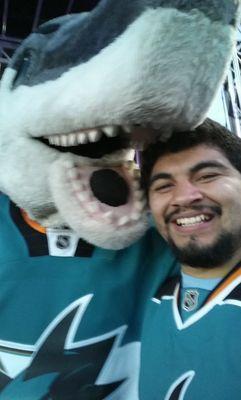 SJSU Journalism alumnus. Hockey, Baseball, Rugby, Broadway fella. Mostly boring. Newsie.