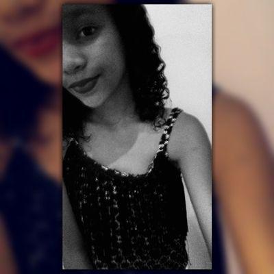 thaynaramoaz's profile picture. Seja leve e releve

13 anos
insta:thaynara_monçao 
snap :thaynaramirelly 
✌