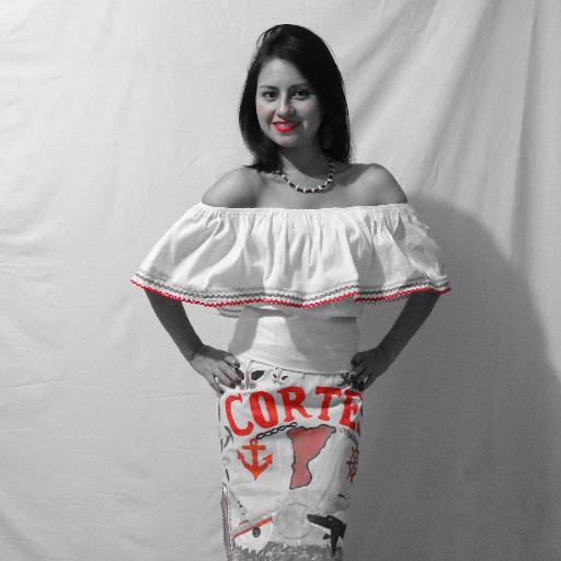 MarthaF2412's profile picture. 