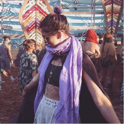 WEST COAST SAD BETCH Profile