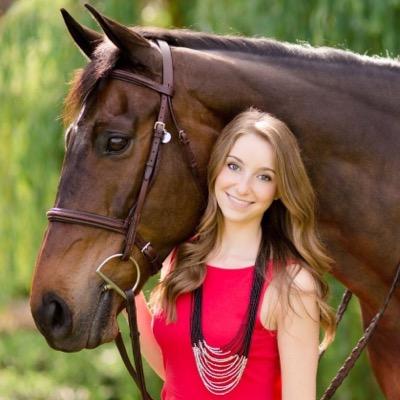 kelsischatz's profile picture. TCU equestrian grad | zeta tau alpha | horses |travel | adventures | food | go Reds ❤️⚾️