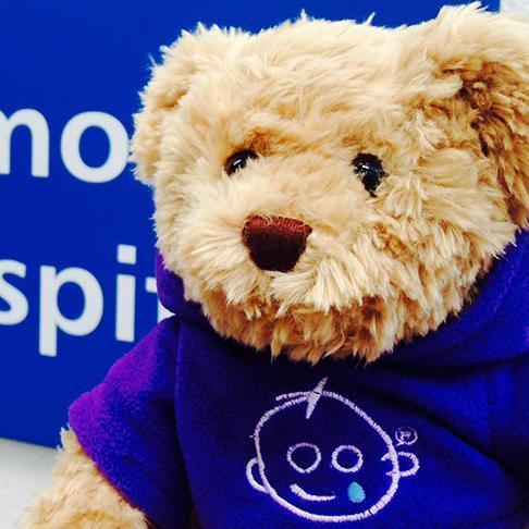 I work @GOSHCharity, raising money to support the extraordinary @GreatOrmondSt. I love to hear about the amazing ways people fundraise for us. I also love cake!