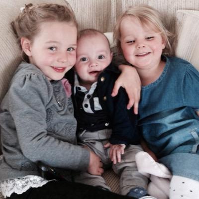 MarkswerveSwift's profile picture. Father of two gorgeous girls, one amazing son & husband to an amazing woman. Supporter of the Cornish Pirates.