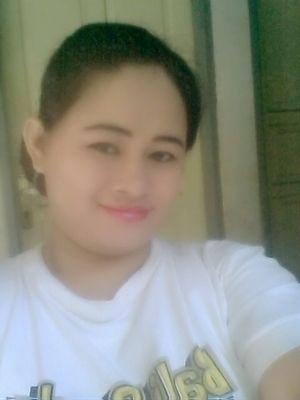 mama & 2 anaku perempuanku