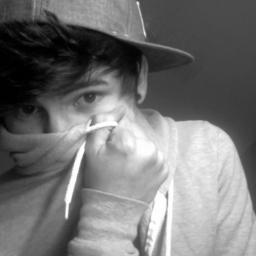 karolhamlet3's profile picture. 