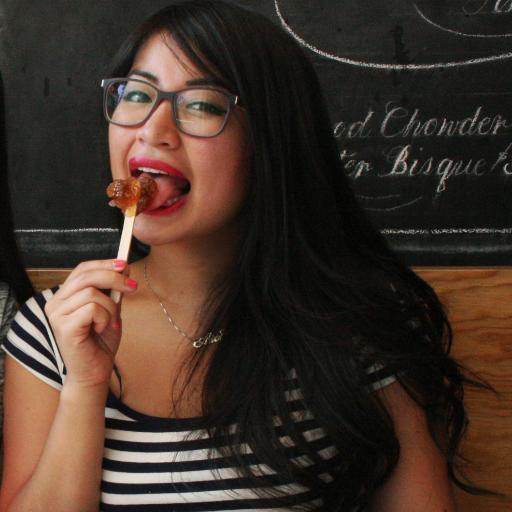 Creating a Twitter nest. Food is my game, come play with me. Find me on @meetandeats.