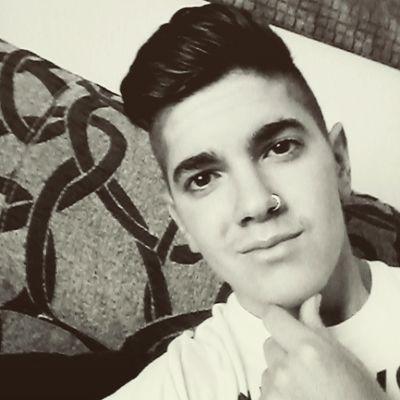 SIEMPRE EN MI UN BELLO ÁNGEL AL QUE NO OLVIDO Y RECUERDO DÍA A DÍA