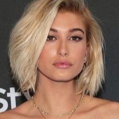 Hailey Baldwin   french Twitter page