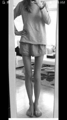 Parece mentira que una sonrisa disimule que tu mundo se ha parado. You're not a big mistake, you're just a big shit. 157cm. PI:56. PA:51 M6:49. M7:47. M8: 44.
