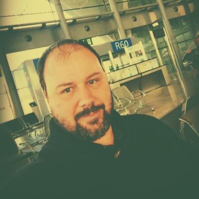 xcomic25's profile picture. No tengas miedo a fallar, ten miedo a no intentarlo.