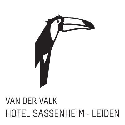 U komt tot rust in één van onze luxe 157 hotelkamers. Hotel Sassenheim-Leiden is centraal gelegen in de Bollenstreek, dichtbij Schiphol, Noordwijk en Leiden.