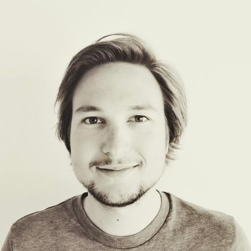 Savvytweet's profile picture. Co-Founder Staycation @staycation_fr