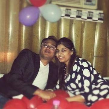 AsthaDhedia's profile picture. Designer_Creative thinker_Believer in God_Love to eat and read_Bad Liar_Enjoy fear & excitement together_Family's Pride_Alwz Keep my imagination on (^-^)