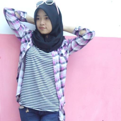 Girl, Universitas Islam Negeri (UIN) MaLang_Tarbiyah Islamiyah (˘.˘ )♥ IG; MahdaPink