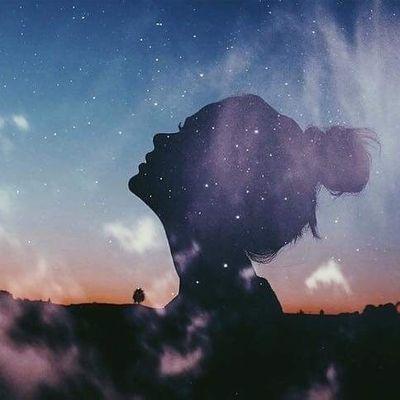 Lalooosh96's profile picture. 